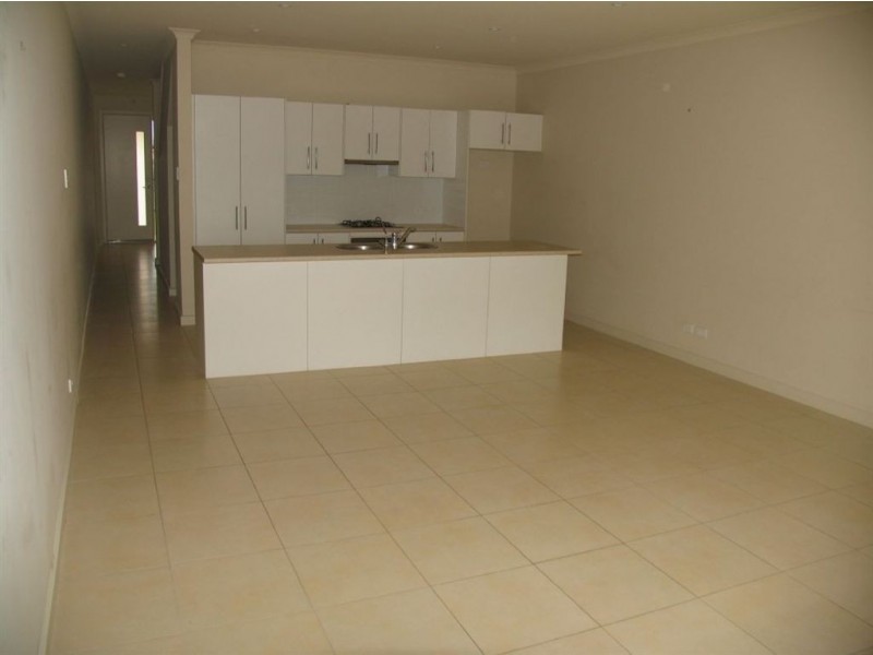 7/135 Sanctuary Drive, Mawson Lakes SA 5095