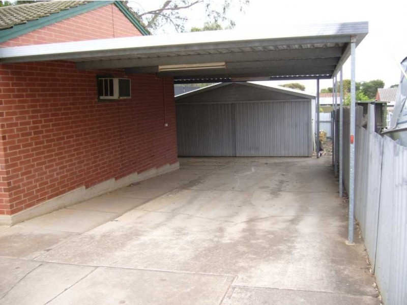 15 Paginton Crescent, Elizabeth East SA 5112