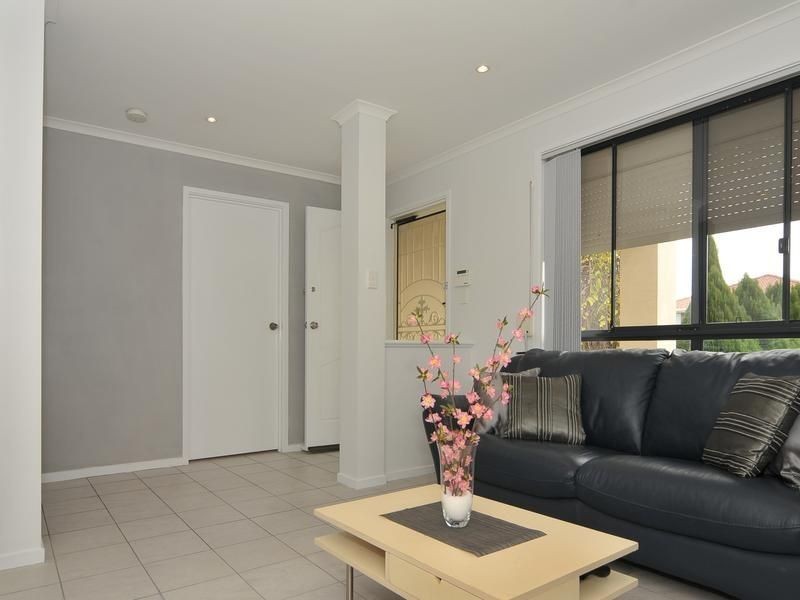 38 RM Williams Drive, Walkley Heights SA 5098