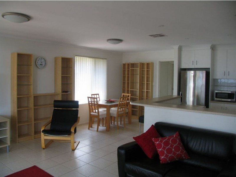 1/1 Hazel grove, Ridgehaven SA 5097