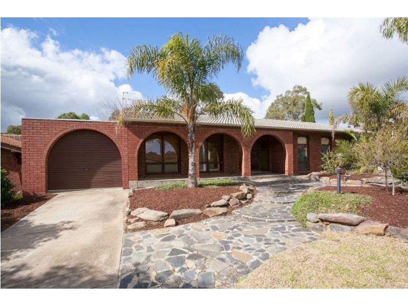 22 Pelsaert Avenue, Fairview Park SA 5126