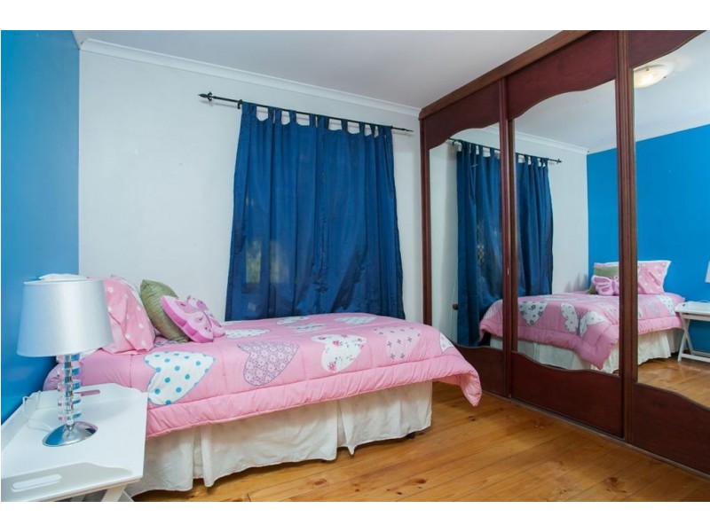 22 Pelsaert Avenue, Fairview Park SA 5126