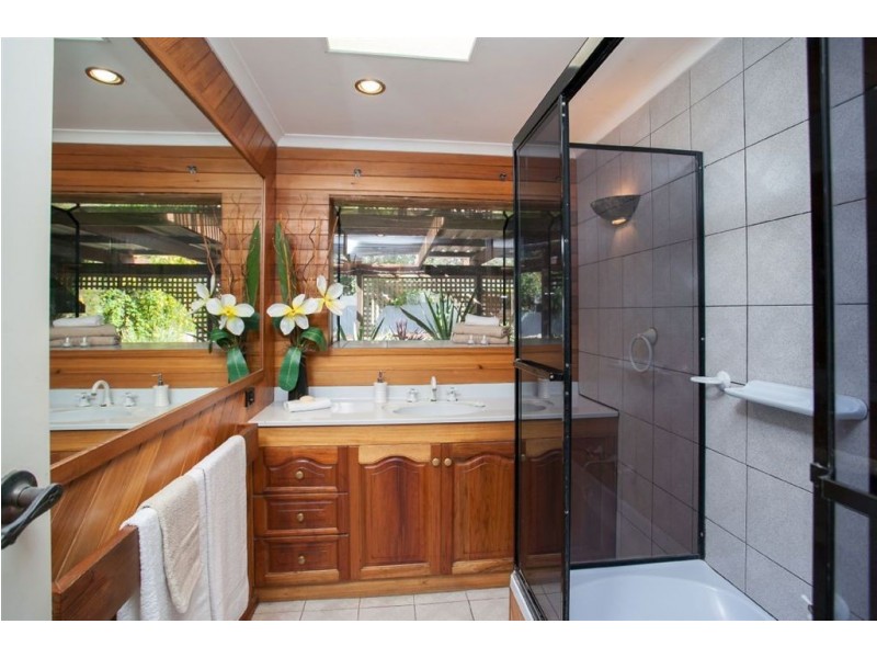 22 Pelsaert Avenue, Fairview Park SA 5126