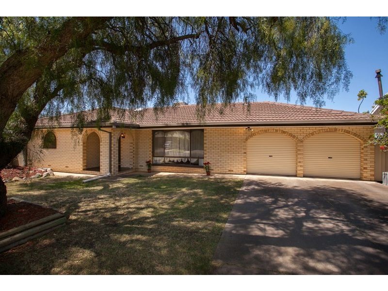 17 Namatjira Ave, Hope Valley SA 5090