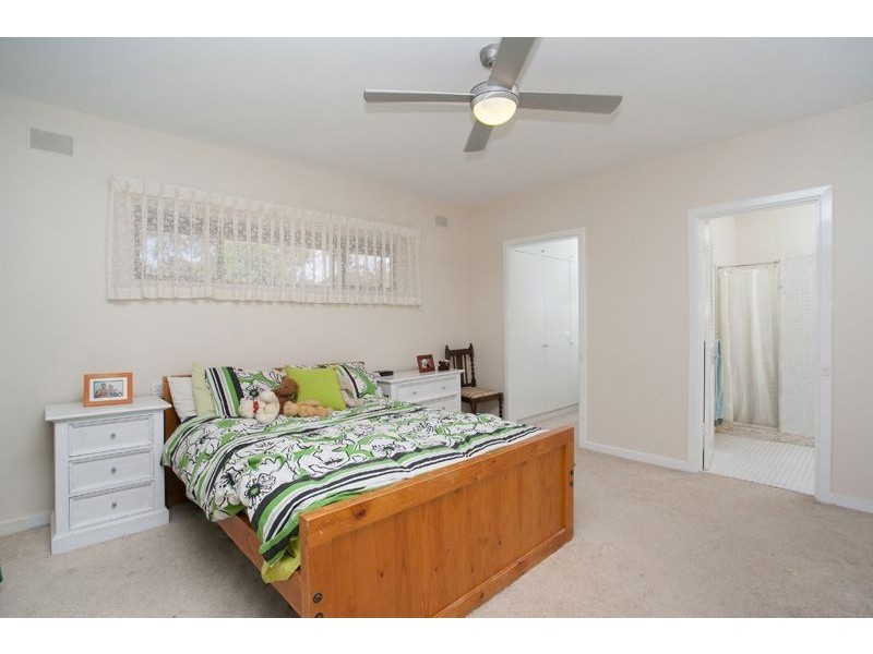 29 Ferrier Avenue, Fairview Park SA 5126