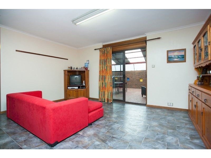 39 Toovis Ave, St Agnes SA 5097