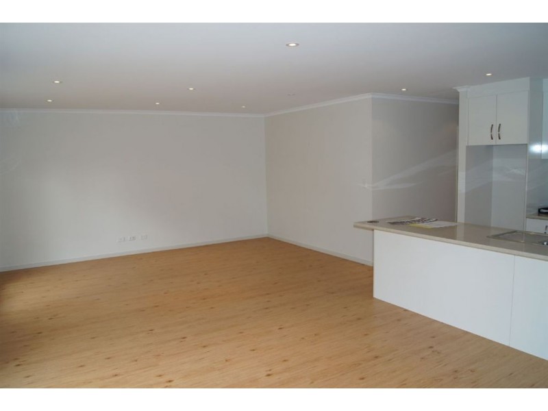 12 Berri Road, Hope Valley SA 5090