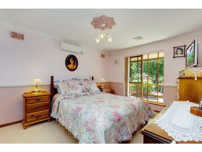 4 Stillwell Court, Greenwith SA 5125