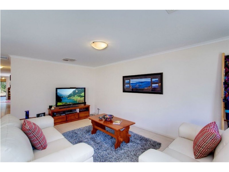 14 Bertana Road, Para Hills West SA 5096