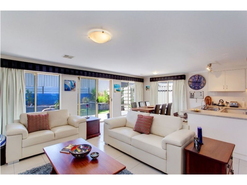 14 Bertana Road, Para Hills West SA 5096