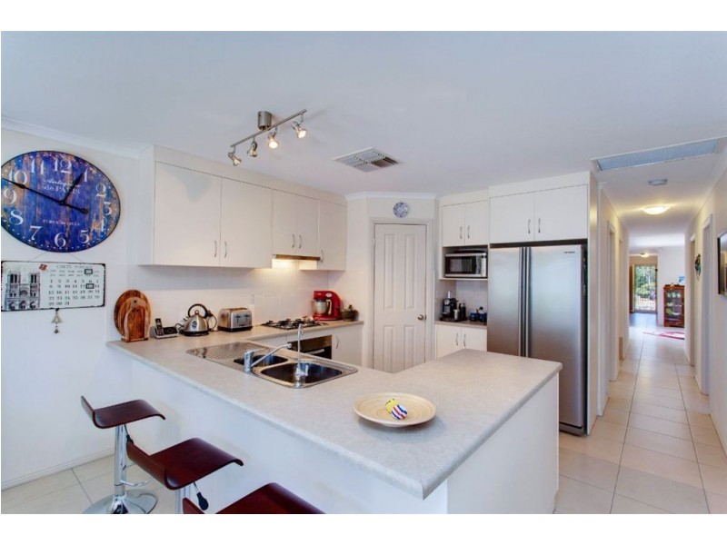 14 Bertana Road, Para Hills West SA 5096