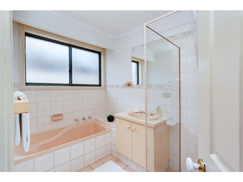 8 Duchess Court, Paralowie SA 5108