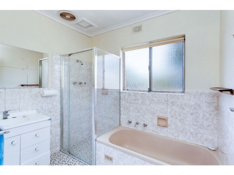 39 Todd Road, Para Hills SA 5096