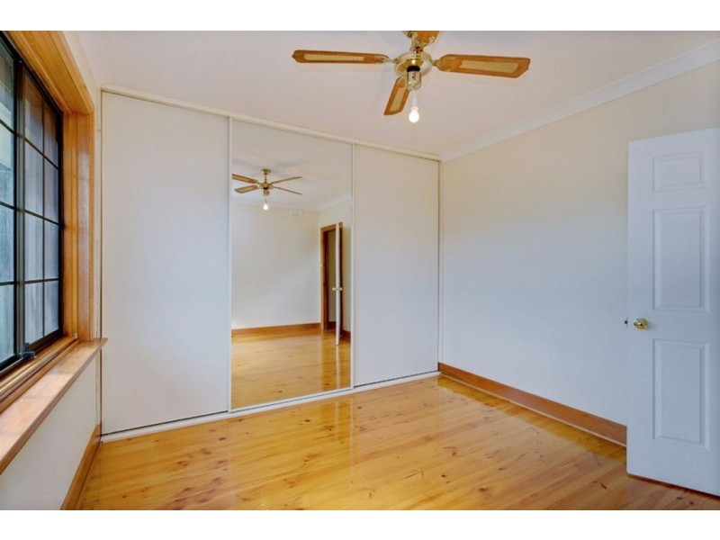 9 Albion Street, Ridgehaven SA 5097