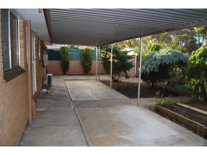 11 Munro Court, Salisbury Heights SA 5109