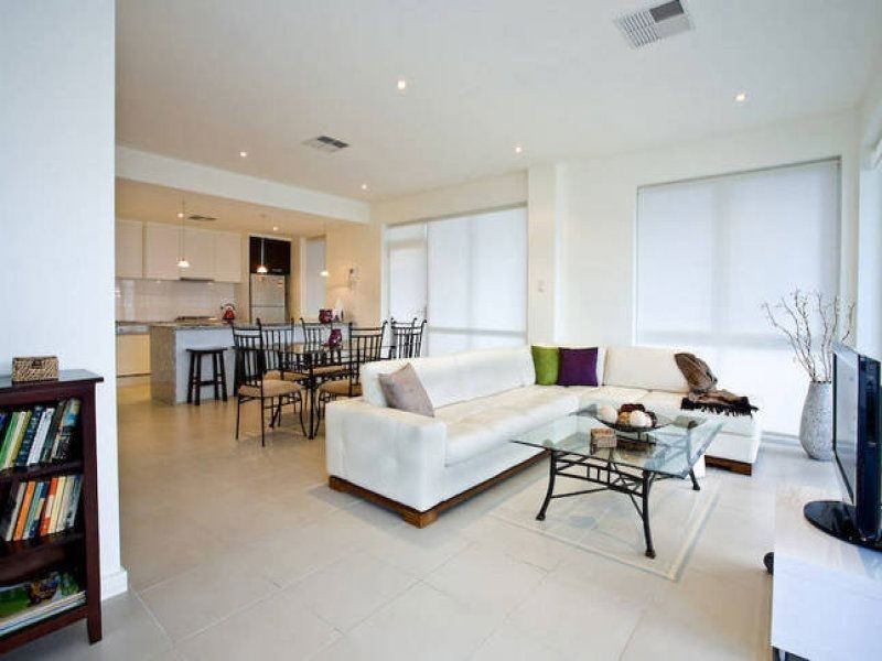 1/8 West Beach Rd, West Beach SA 5024