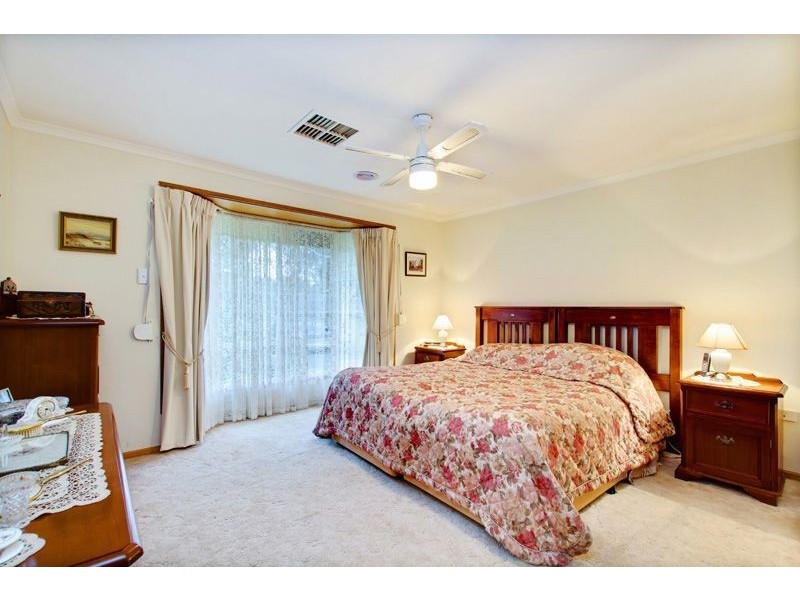 7 Janlyn Road, Vista SA 5091