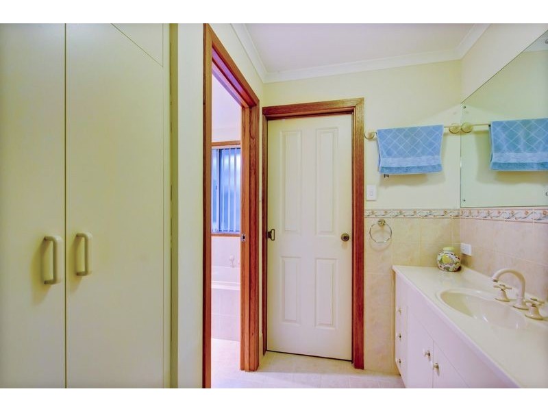 7 Janlyn Road, Vista SA 5091