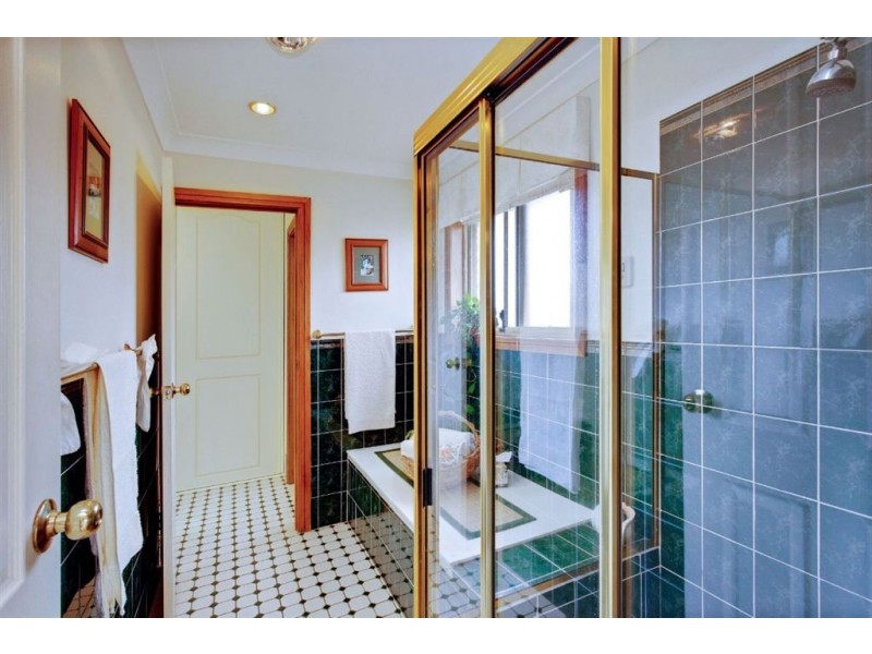 14 Tullamore Court, Greenwith SA 5125