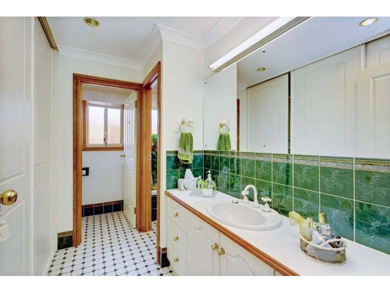 14 Tullamore Court, Greenwith SA 5125