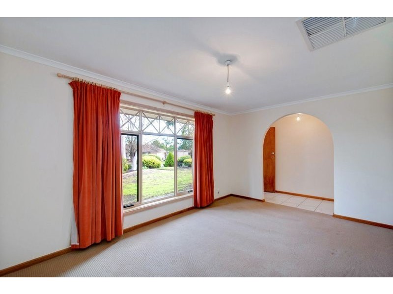 7 Park Lake Drive, Wynn Vale SA 5127