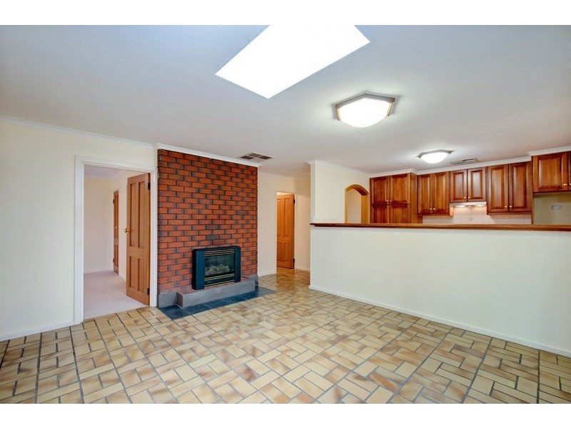 15 Baraga Grove, Modbury Heights SA 5092