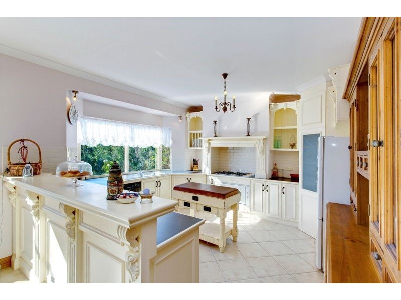 8 Huntingdale Court, Greenwith SA 5125