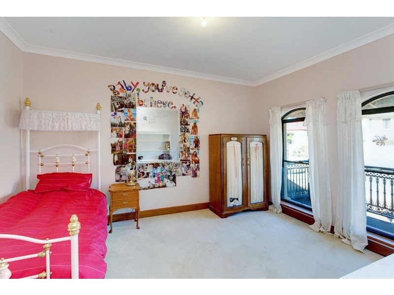 8 Huntingdale Court, Greenwith SA 5125