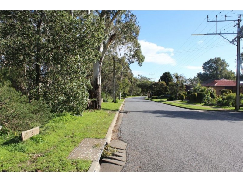 18 Kennedy Street, St Agnes SA 5097