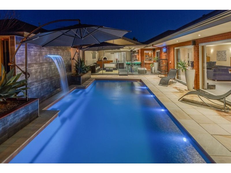 6 Pacific Cct, Salisbury Heights SA 5109