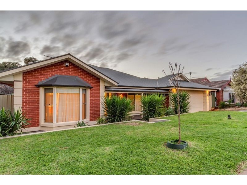 6 Pacific Cct, Salisbury Heights SA 5109