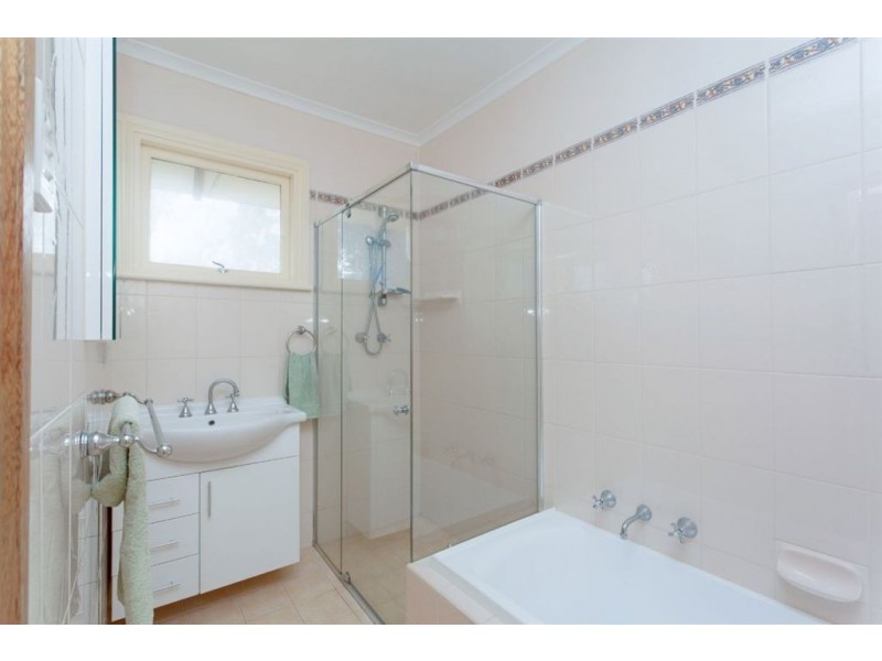 23 School Drive, Banksia Park SA 5091