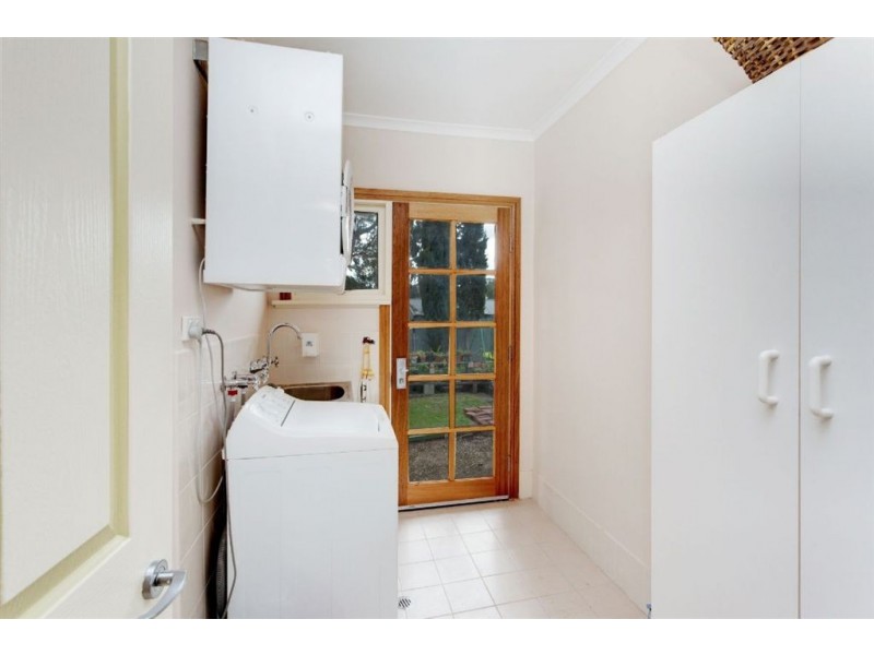 23 School Drive, Banksia Park SA 5091