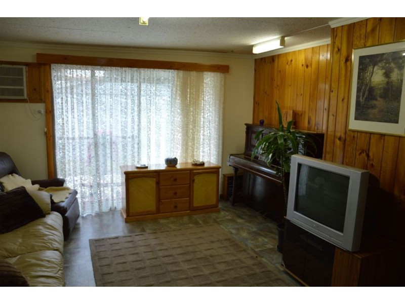 24 Sunburt Street, Ingle Farm SA 5098