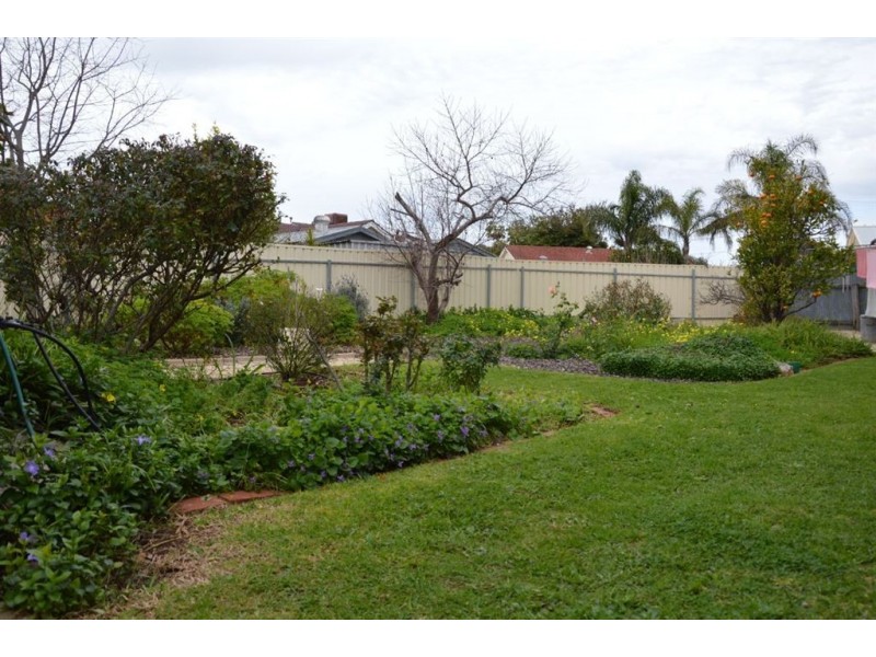 24 Sunburt Street, Ingle Farm SA 5098