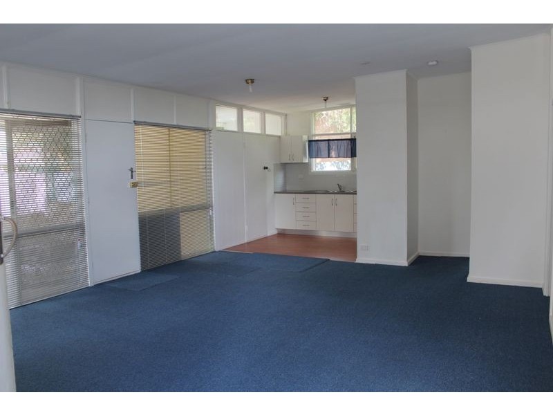 6 Bolton Road, Para Hills SA 5096