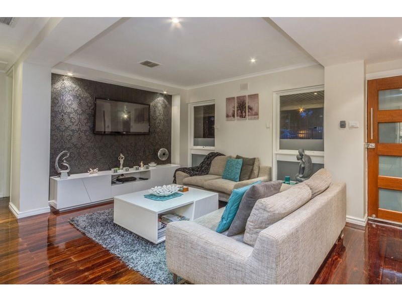 26 Laver Avenue, Gulfview Heights SA 5096