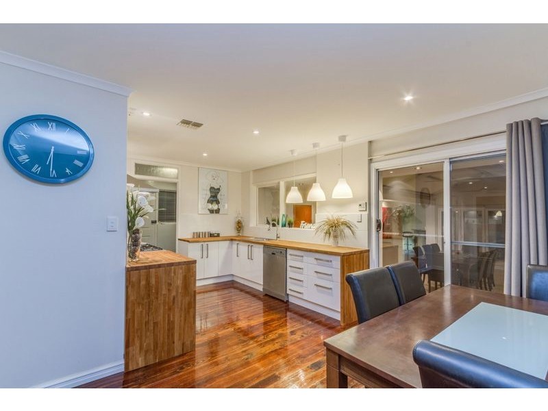 26 Laver Avenue, Gulfview Heights SA 5096