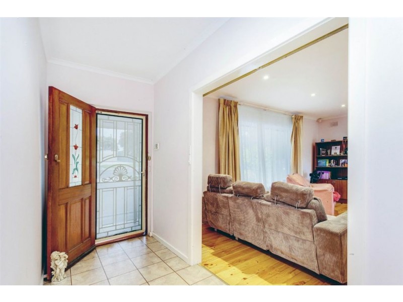 21 O’Loughlin Road, Valley View SA 5093