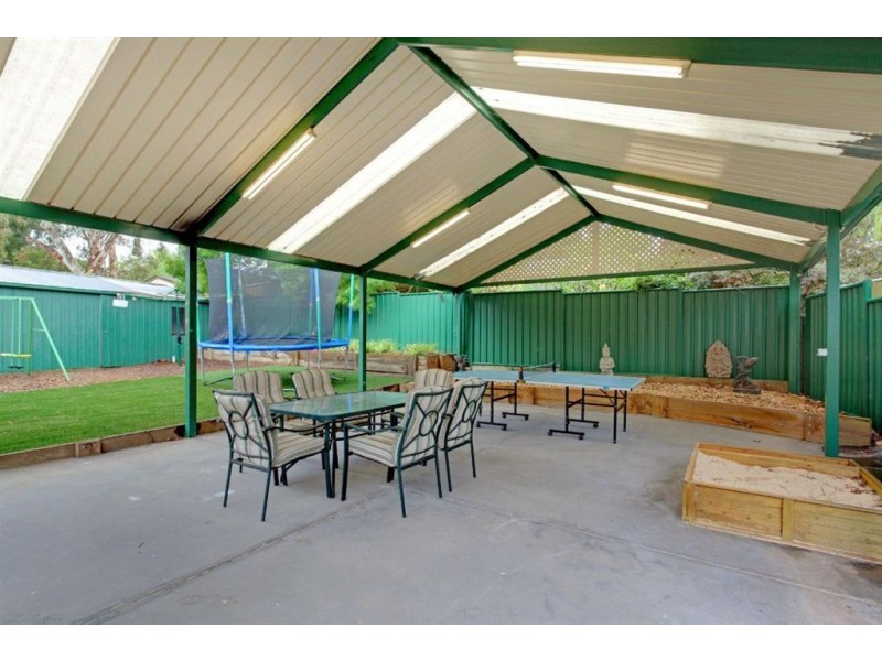 17 Littler Drive, Fairview Park SA 5126