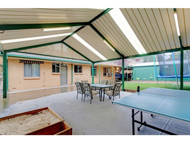 17 Littler Drive, Fairview Park SA 5126