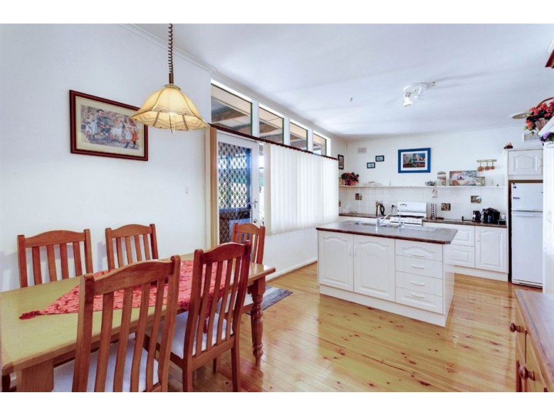 14 Bolton Road, Para Hills SA 5096