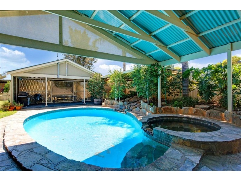 6 Grayling Court, Globe Derby Park SA 5110