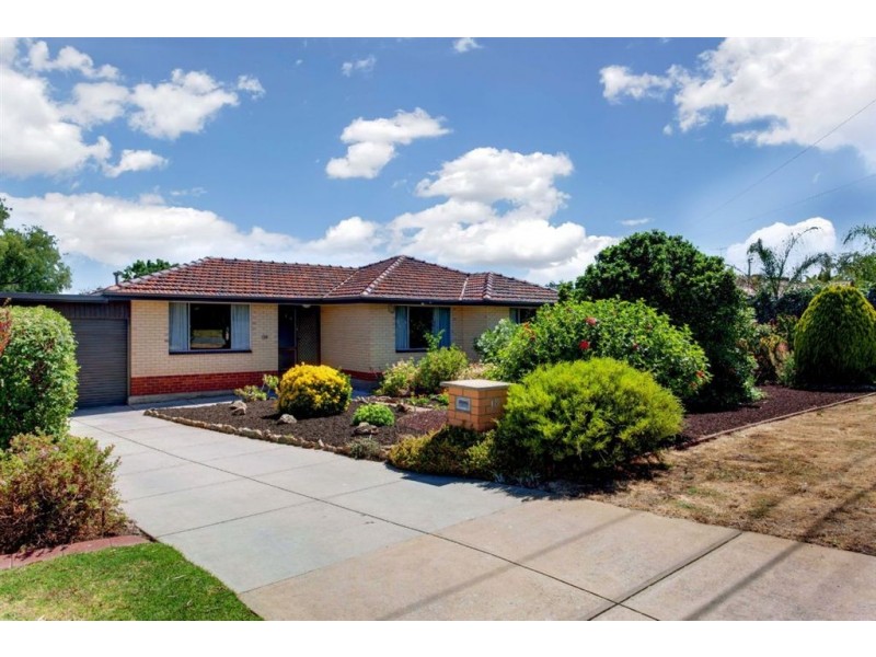 18 Mayfield Street, Para Hills SA 5096