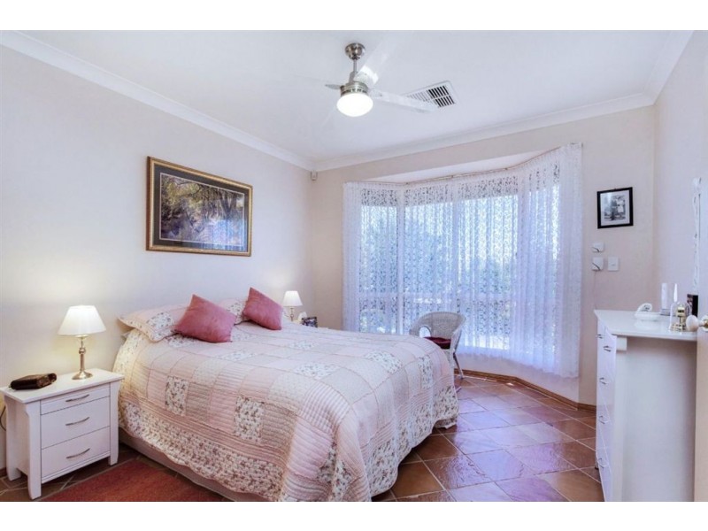 13 Brooklyn Chase, Greenwith SA 5125