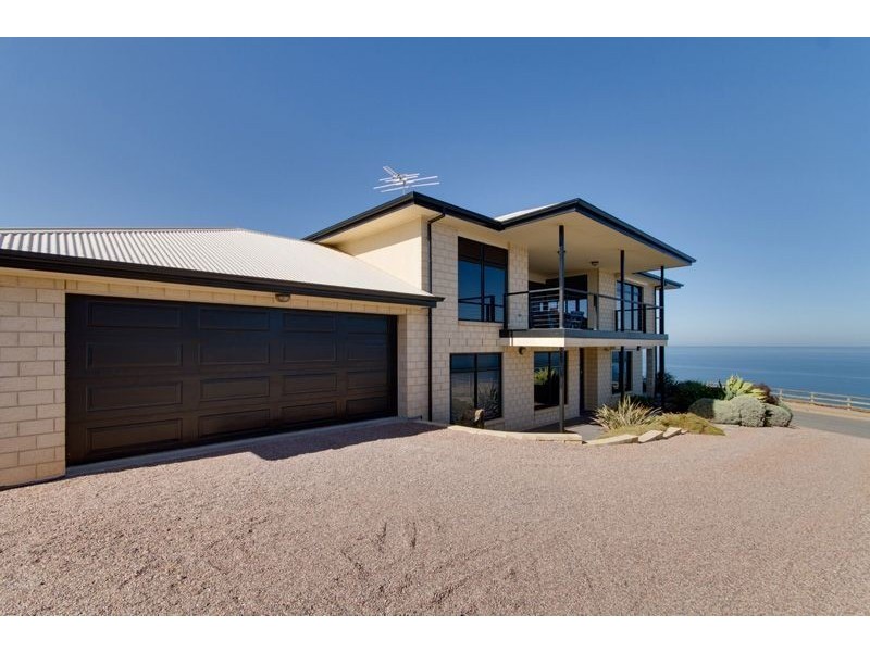 3a Clifftop Crescent, Hallett Cove SA 5158