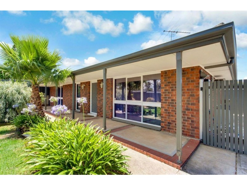 9 Cassia Street, Surrey Downs SA 5126