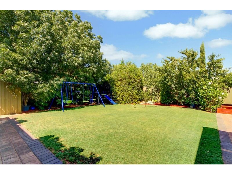 33 Swallow Crescent, Parafield Gardens SA 5107