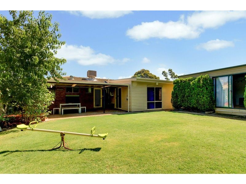 33 Swallow Crescent, Parafield Gardens SA 5107