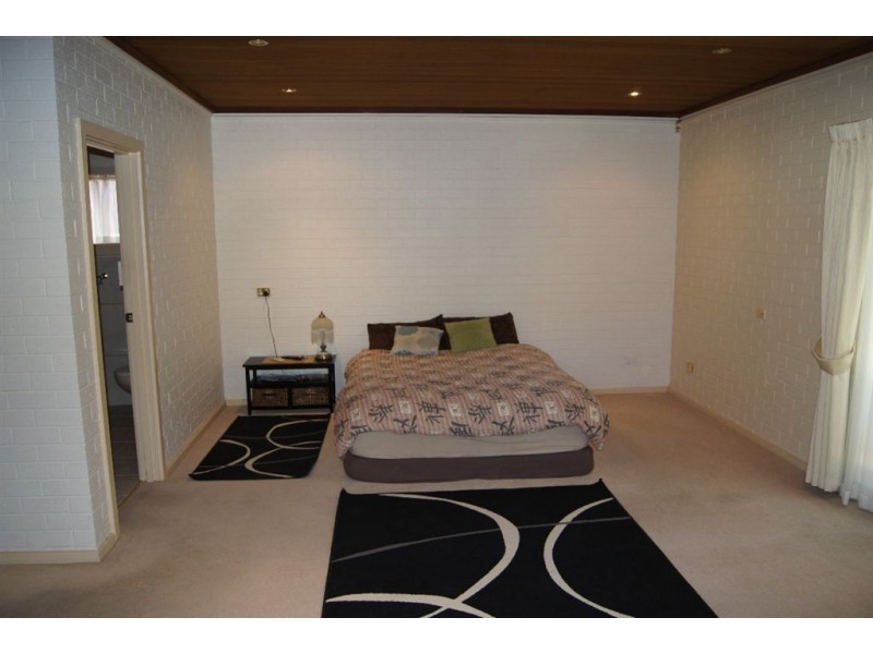 10 Ruth Court, Modbury SA 5092